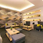 Valamar Diamant Hotel
