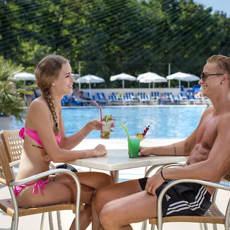 Valamar Diamant Hotel Hotel 4*