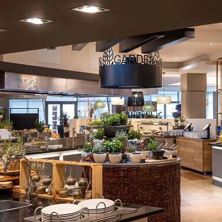 호텔 Valamar Diamant 포레치