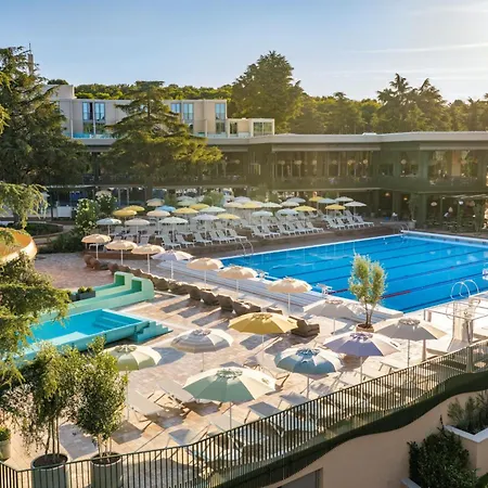 Hotel Valamar Diamant Hotel 4*