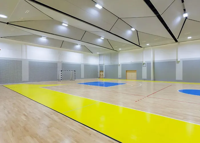 Valamar Diamant Готель