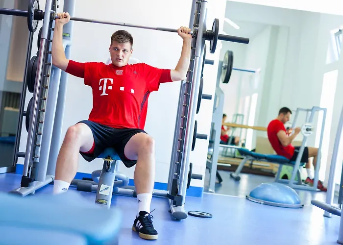 Готель Valamar Diamant