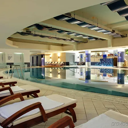 מלון Valamar Diamant 4*