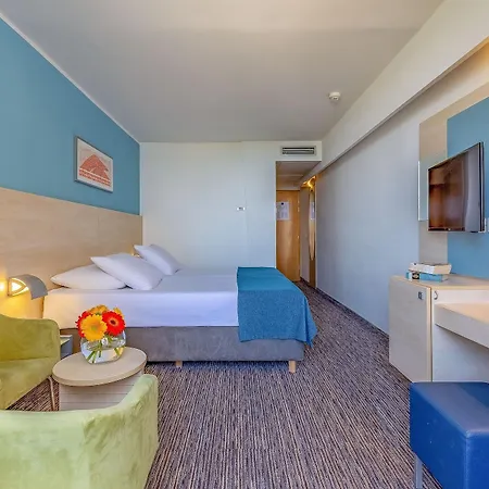 Valamar Diamant 4*