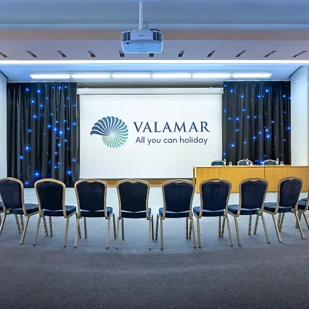 Valamar Diamant פורץ