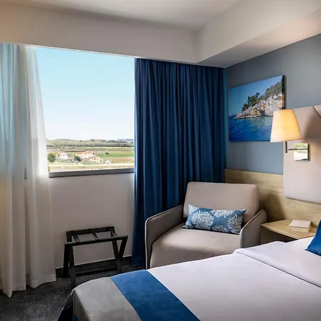 Valamar Diamant 4* פורץ
